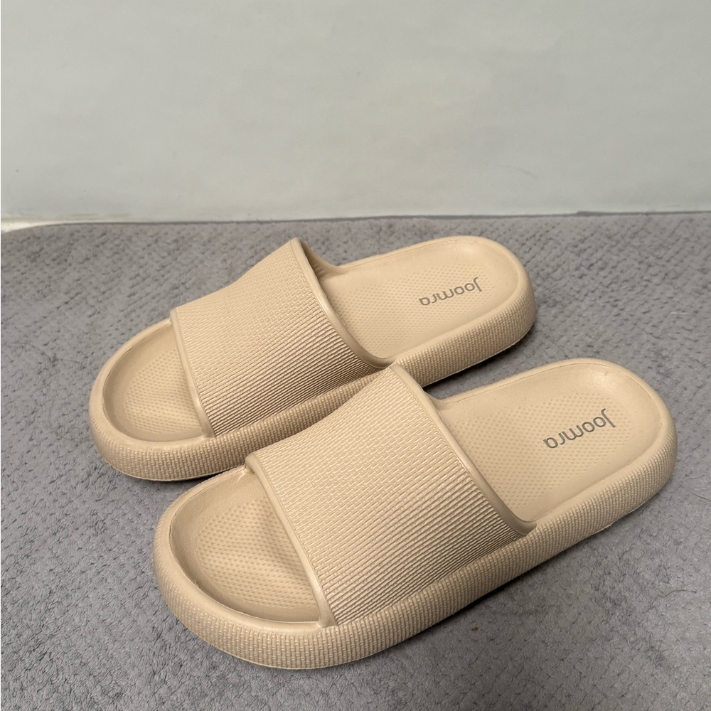 Cream Women's Slide Sandals